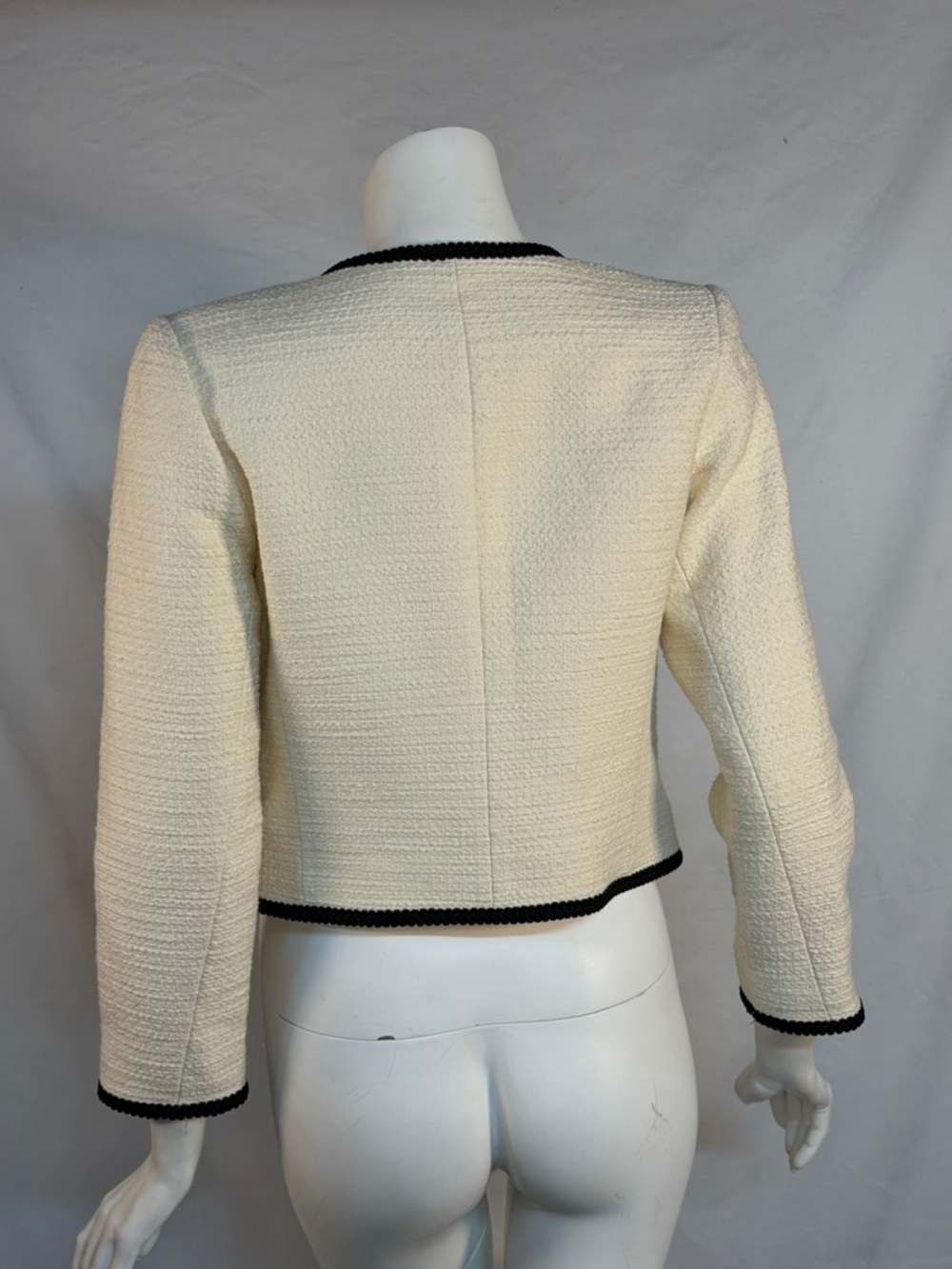 Derek Lam Cream Bouclé Cropped Jacket with Black Trim and Gold Accents - Picture 6 of 10